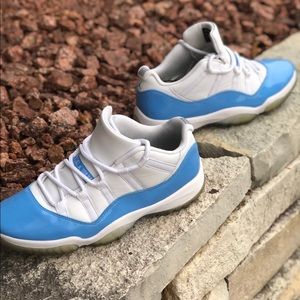 Jordan 11 UNC